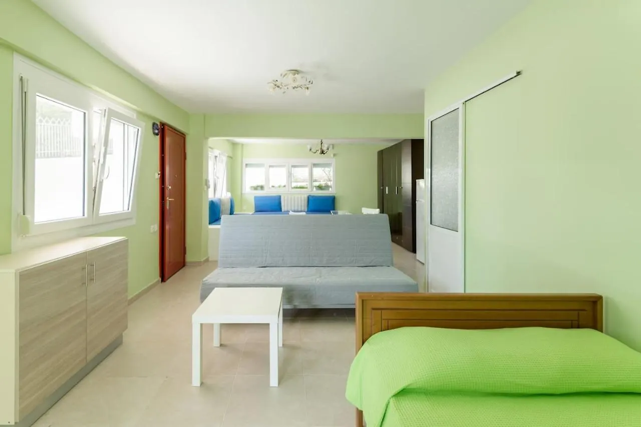 Exclusive Garden Appartment Vergia 0*,